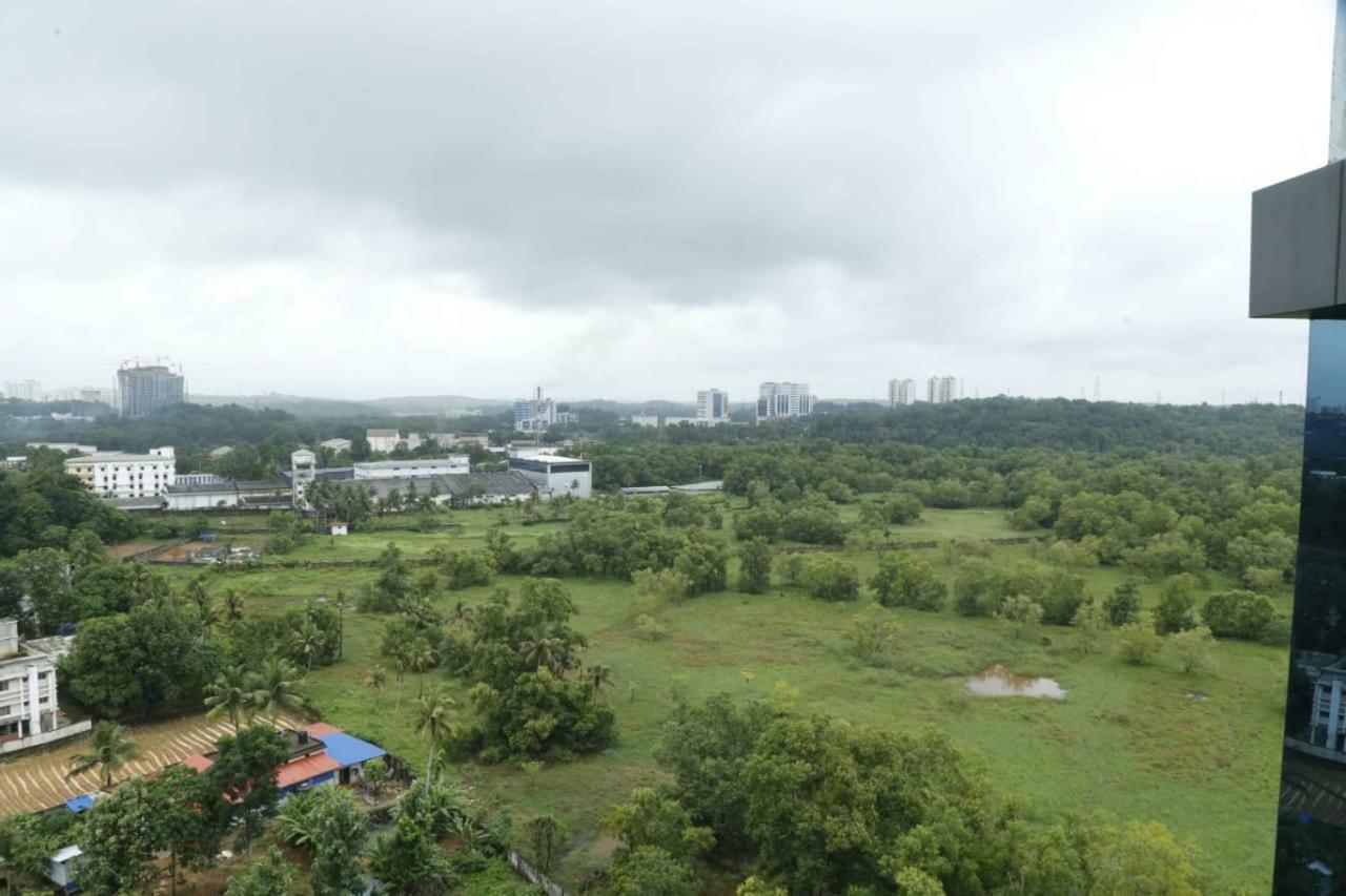 Traven Homes Infopark Kakkanad Corporate Suit Rooms Kochi Eksteriør bilde