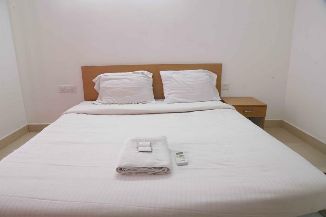 Traven Homes Infopark Kakkanad Corporate Suit Rooms Kochi Eksteriør bilde